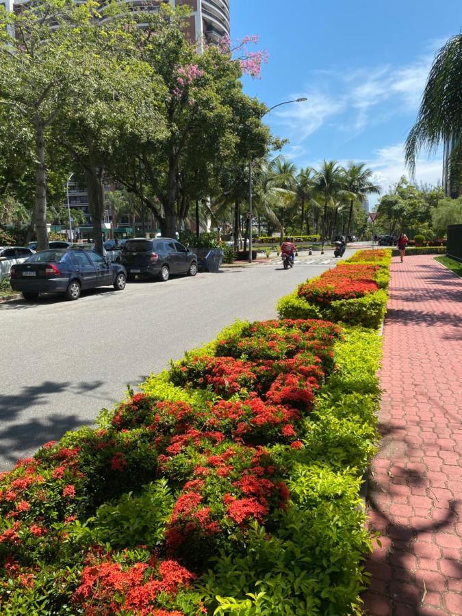 Barra Da Tijuca - 9 - Flat Premium Com Cozinha, Fogao Cooktop, Geladeira Grande, Smart Tv Grande, Lindo E Muitissimo Confortavel, Balsa Para A Praia Gratis E Estacionamento Gratuito Rio de Janeiro Exterior foto